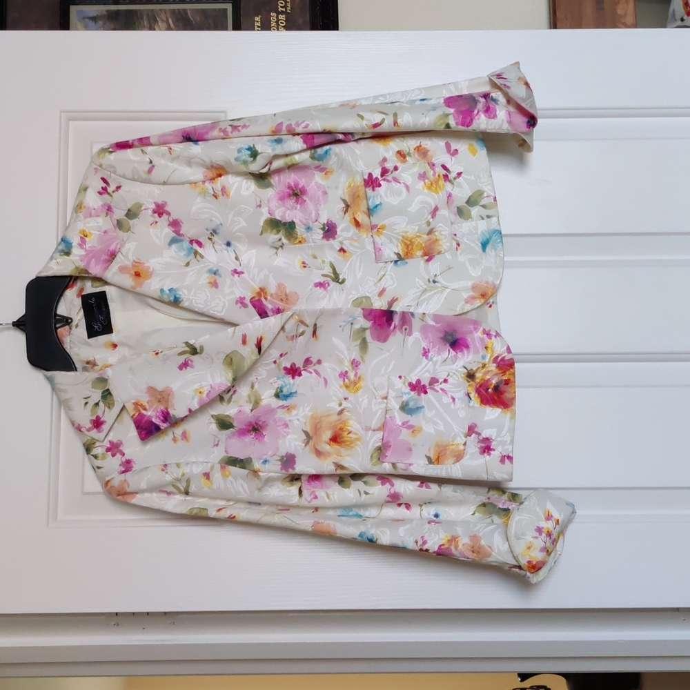 Giancarlo Ferrari spring floral print blazer
